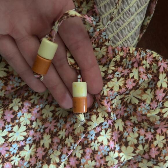 Maaji Radiant Meadow Riley Crop Top Floral Multicolor Yellow Pink Tan NWT Size M - Picture 8 of 10